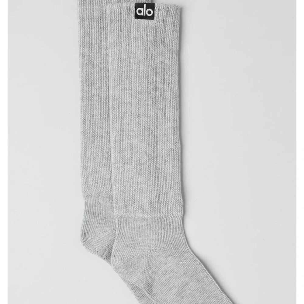 ALO Yoga Scrunch Socks - Light Gray - Picture 3 of 3